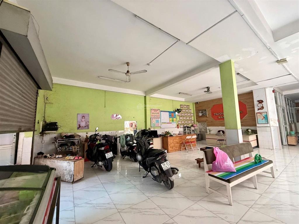Mặt tiền kd quốc lộ 13  500m2 (11x40m) 5 tầng  kd đa ngành nghề  chào 54 tỷ tl
