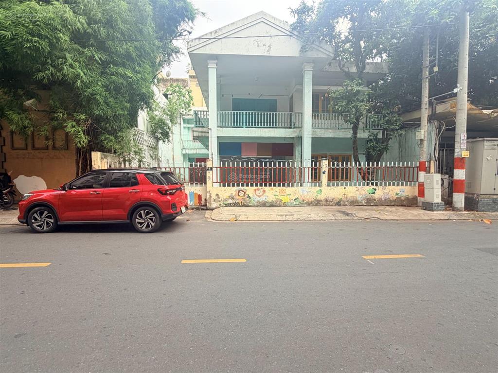 Mặt tiền 450m2 ngay "trường sơn" đối diện sân bay  13x35m  gpxd xây 12 tầng hầm
