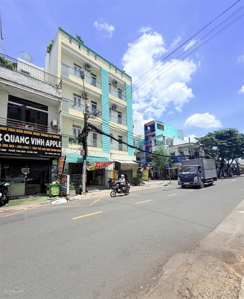 Mặt tiền văn cao 60m2 (4x15m) kd sầm uất  chào chỉ hơn 10 tỷ
