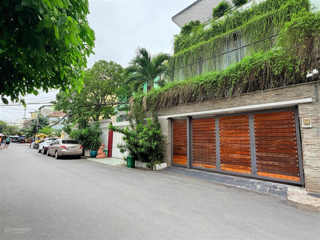Hxh xnnt  ung văn khiêm p25  hẻm 8m ô tô tránh  155m2 (8x19m) 2 tầng tiện làm văn phòng cty