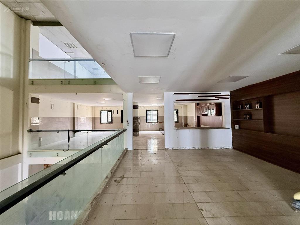 Tòa văn phòng 360m2 mt lê đức thọ 370m2 (10x37m) 5 tầng suốt  thang máy  chào 49 tỷ tl