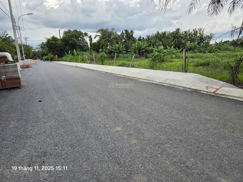 Đất mt nhị bình 5 hóc môn dt 35x83m nở hậu 38m giá 37 tỷ pháp lý rõ, xe tải 10 tấn lưu thông tốt