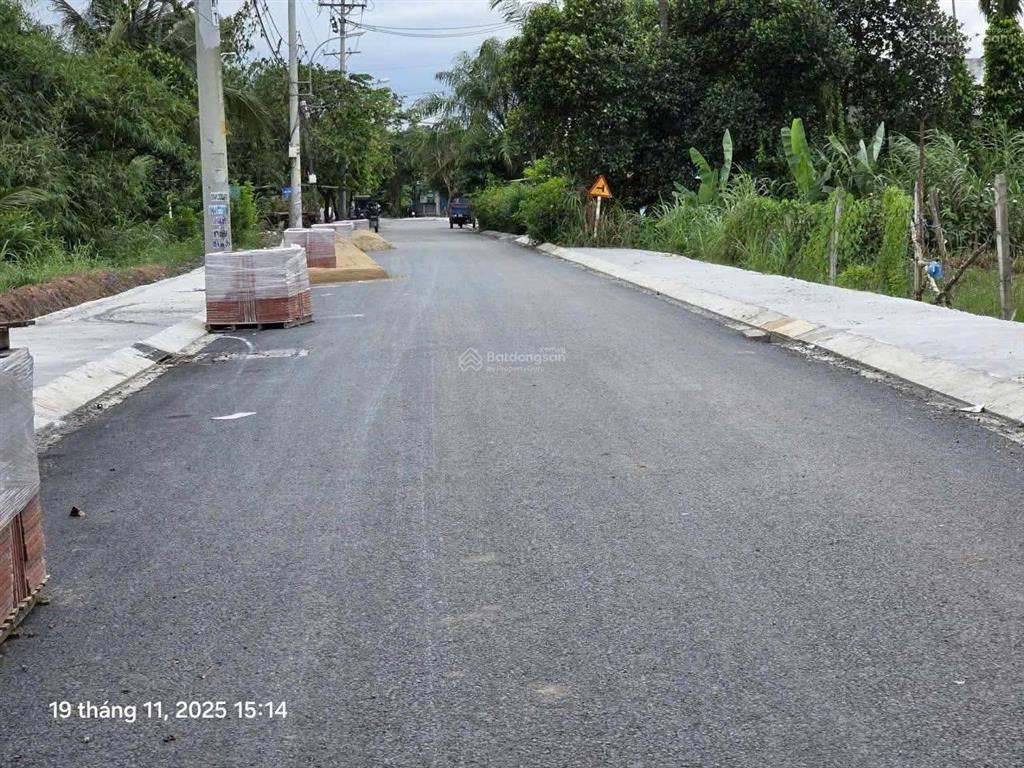 Đất mt nhị bình 5 hóc môn dt 35x83m nở hậu 38m giá 37 tỷ pháp lý rõ, xe tải 10 tấn lưu thông tốt