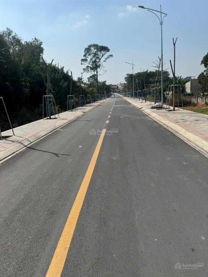 Bán biệt thự nhà vườn nhị bình (nay là đông thạnh, hóc môn) 1700m2, mt đường 12m, giá 21 tỷ có tl