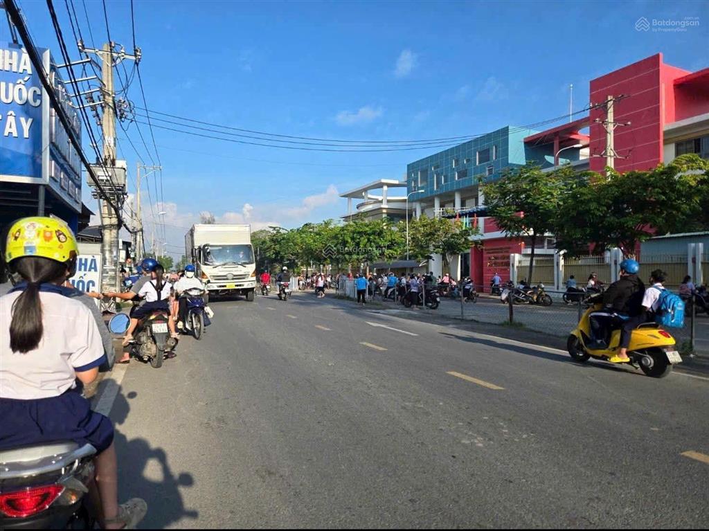 Bán đất xã nhị bình  đông thạnh hóc môn