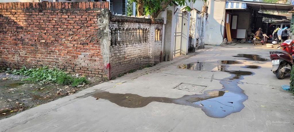 Duy nhất 1 lô 86m bám quốc lộ 6 tại phố gốt, phú nghĩa, hà nội.