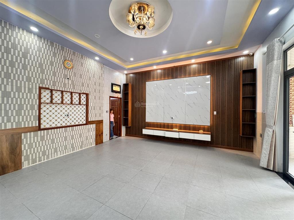 Bán nhà mặt tiền trần thị vững, him lam phú đông, dĩ an | 100m | ngang 5m | 4 tầng hoàn công