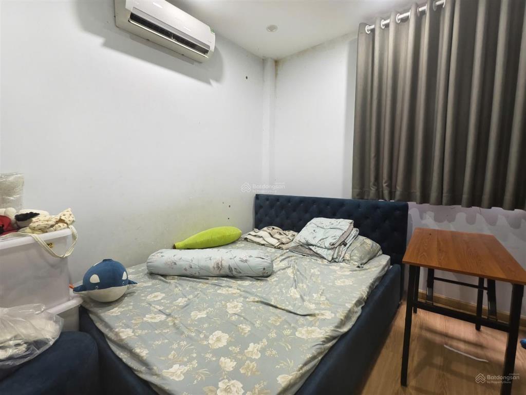 Bán nhà thông cô giang  đê thám  4 tầng đúc kiên cố  hoàn công đủ  8 tỷ