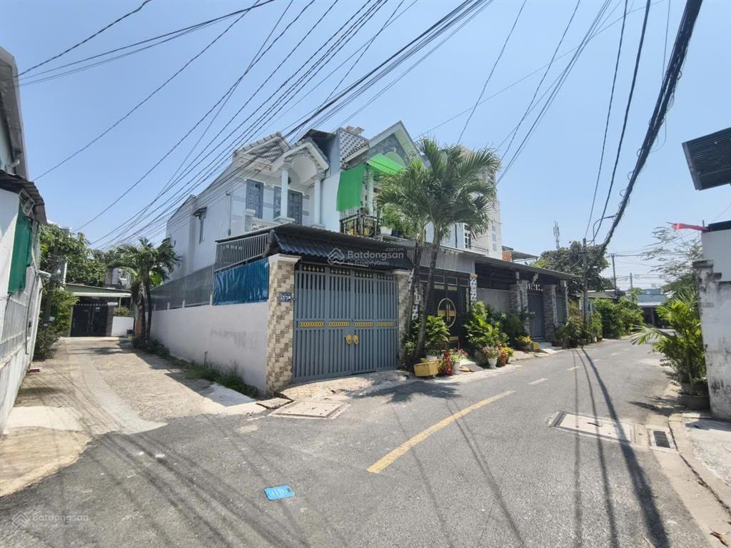 Hàng ngộp chủ gửi bán gấp  nhà 2 mt ô tô  130.7m2 odt