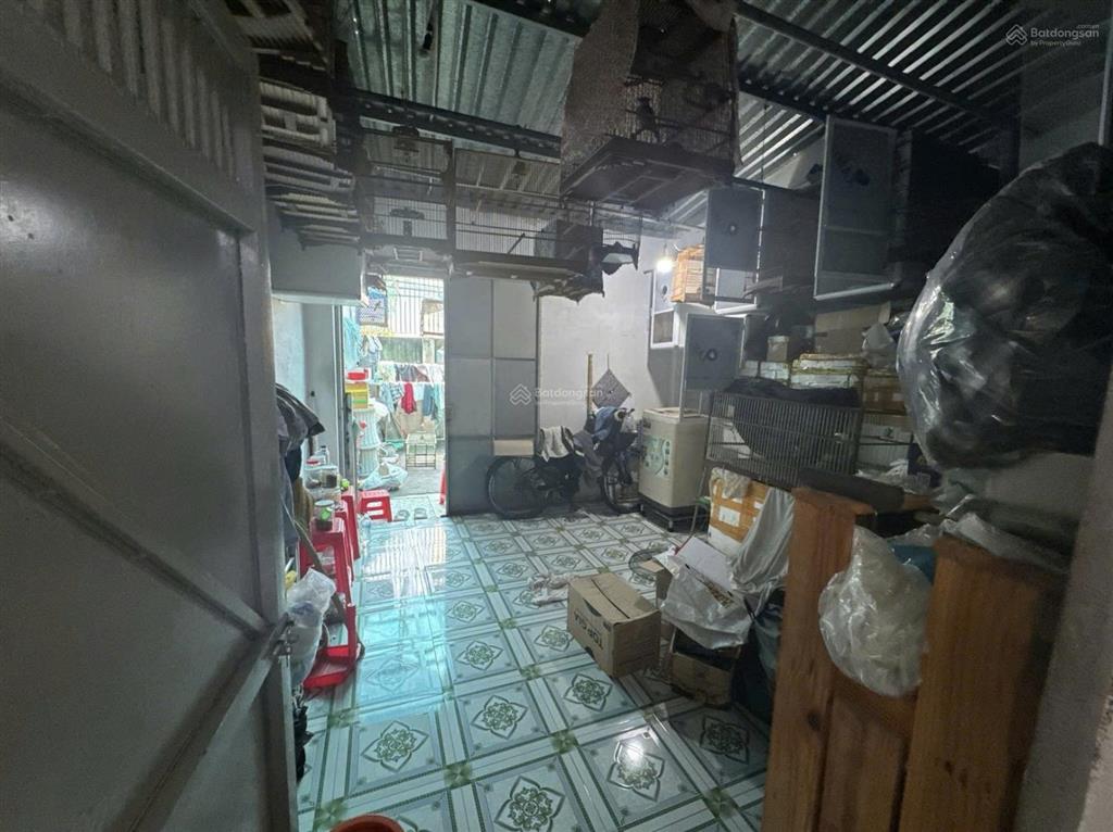 Hàng ngộp chủ gửi bán gấp  nhà 2 mt ô tô  130.7m2 odt