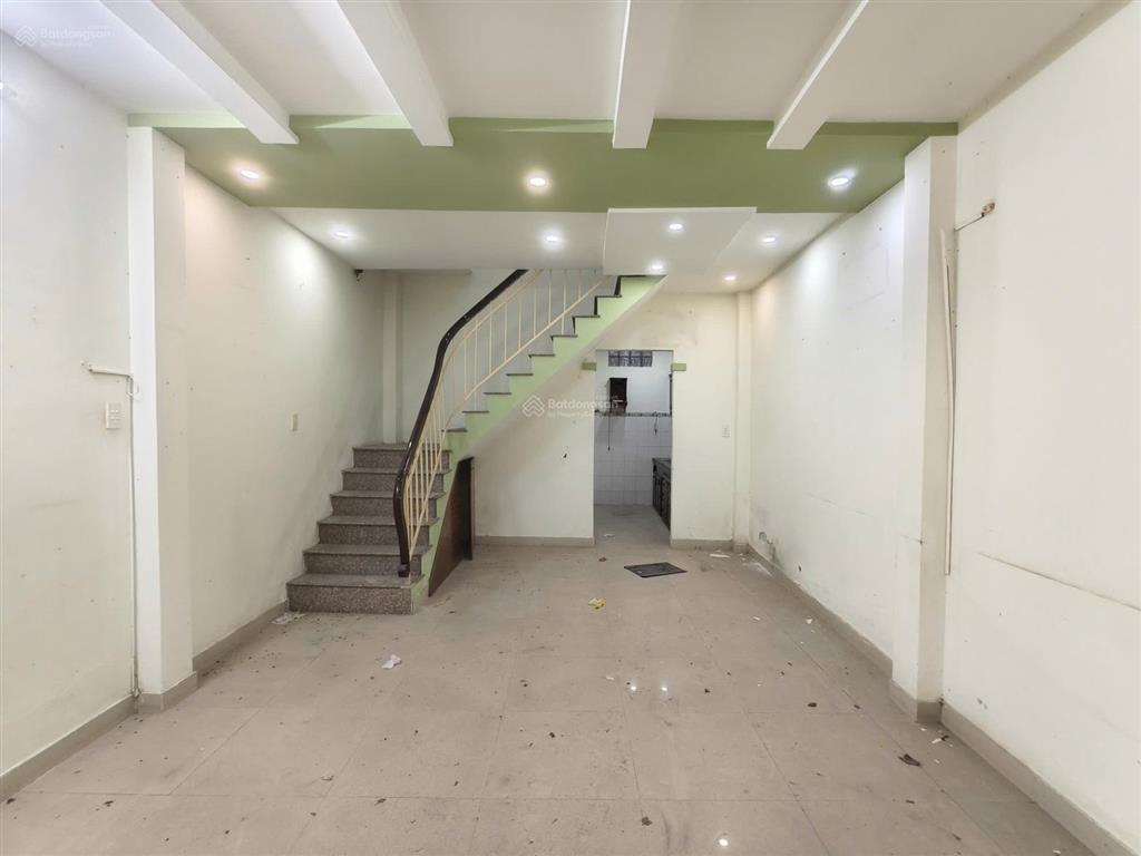 Nhà 2 mt hẻm ô  tô nguyễn đình chiểu thông cmt8  41m2 nở hậu  hoàn công đầy đủ