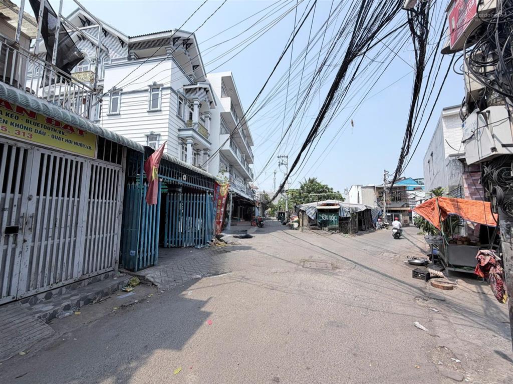 Phát mại nhà trung tâm tam bình 88.1m2  sổ riêng  chỉ 60tr/m2
