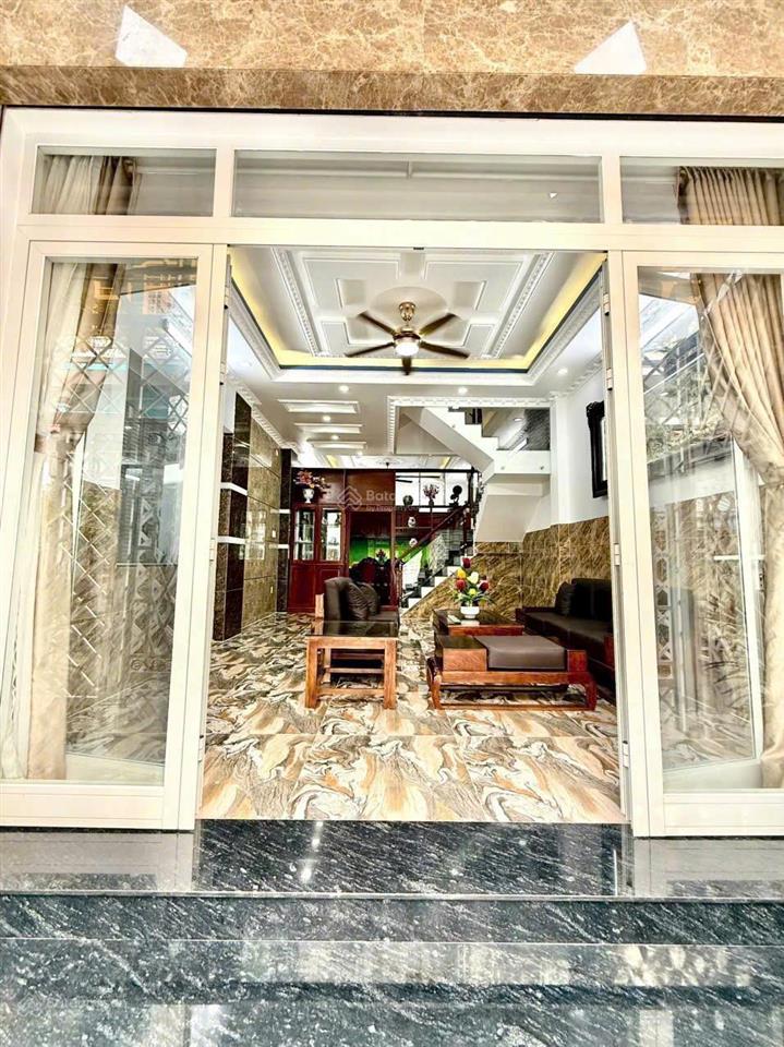 Nhà đẹp sang trọng 3 tầng  sàn 171m2  ngang 6,5m  hoàn công đầy đủ
