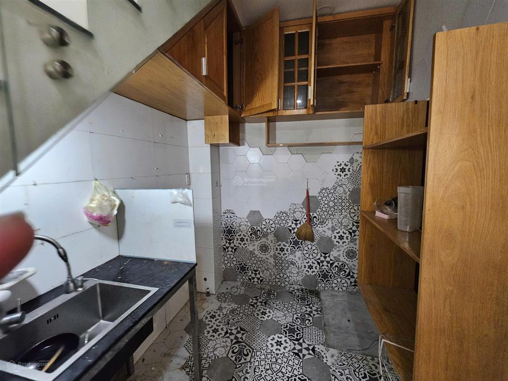 Thanh lý nhà 2t  55m2  hxh  ngang 5,3m rộng thoáng.