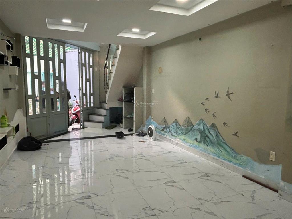 Nhà 3t góc 2 mt hẻm chỉ vài m ra đường 3/2