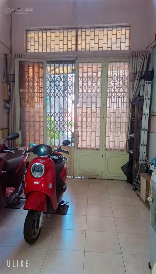 Nhà c3 tt quận 10  43,5m² trệt + lầu + sân thượng  chỉ vài mét ra tới 3/2