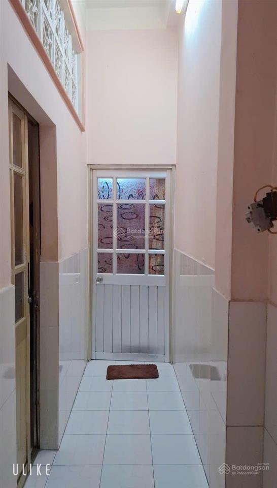 Nhà c3 tt quận 10  43,5m² trệt + lầu + sân thượng  chỉ vài mét ra tới 3/2