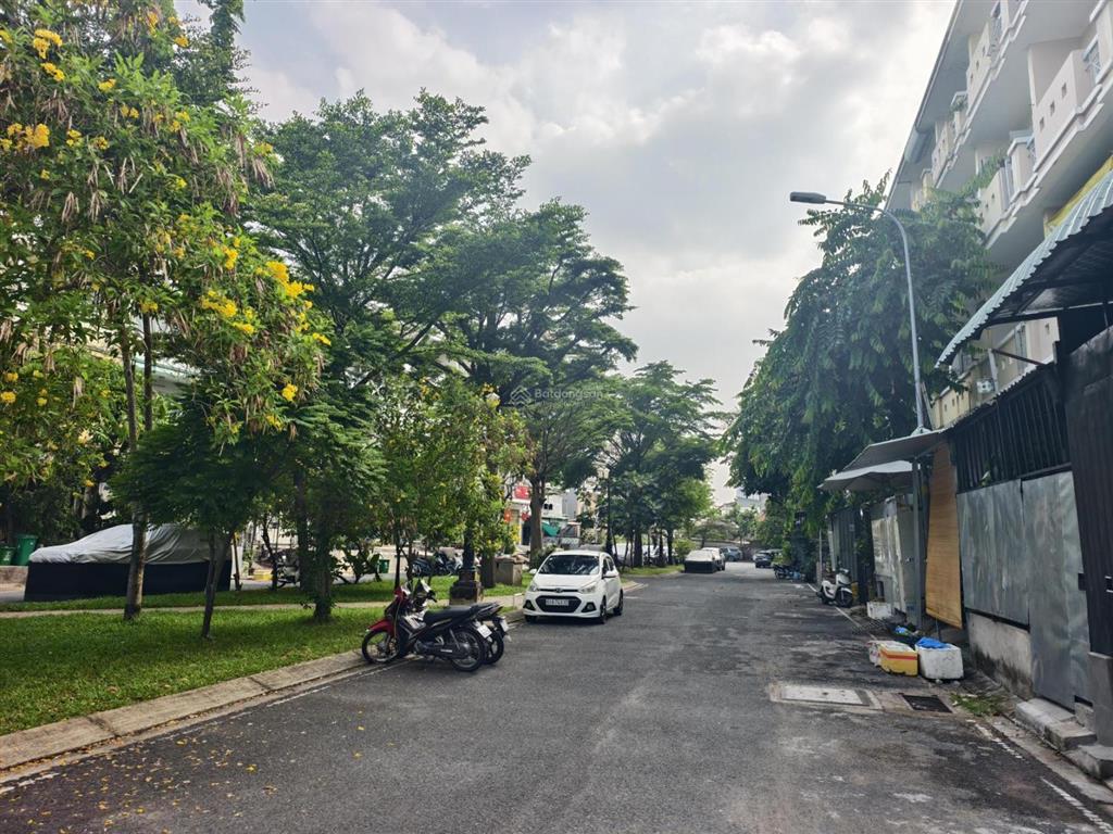 Đất vàng kề đại lộ  ngang 5m hiếm có chỉ 9,5 tỷ tại thủ đức