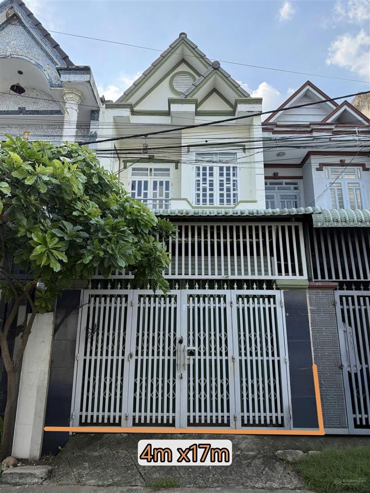 Bán 2t 68m2 xây dựng kiên cố kdc đồng bộ  cạnh kcn sóng thần
