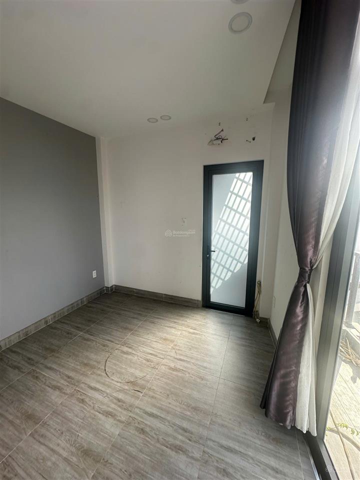 Siêu phẩm căn góc 2 mặt tiền đường lớn  nhà phố 6 tầng nguyễn quyền (p. phú định / p11, q8)