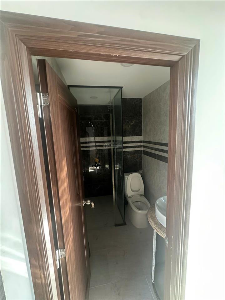Siêu phẩm căn góc 2 mặt tiền đường lớn  nhà phố 6 tầng nguyễn quyền (p. phú định / p11, q8)