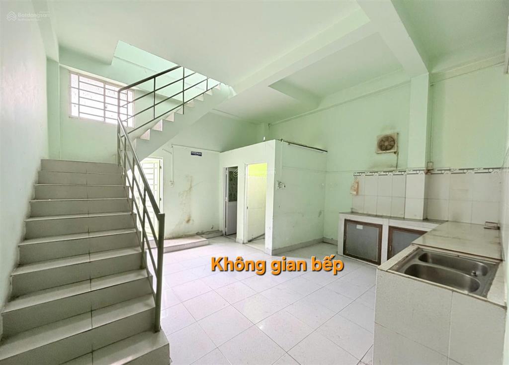 Nhà thanh lý  dt 85,39m2  kdc hiện hữu  hướng đn thoáng mát