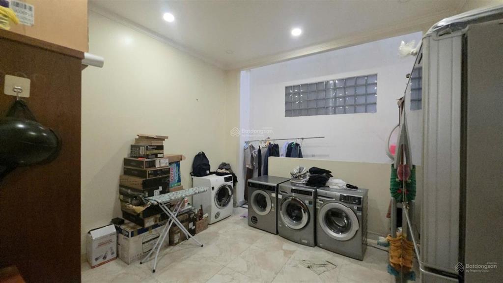 Bán nhà tân bình  hẻm ô tô tới cửa  60,1 m2  đất  sổ hồng hoàn công đầy đủ