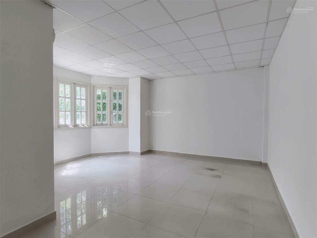 Biệt thự ven sông sài gòn  hầm 3 tầng  làm việc chính chủ