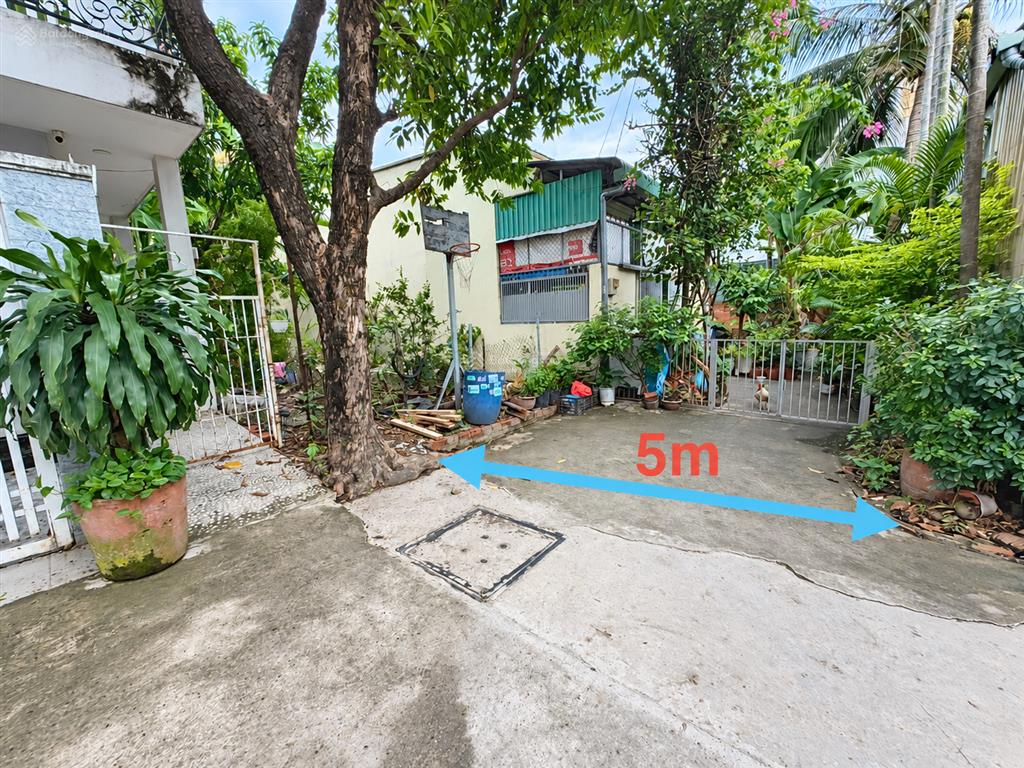 Thanh lý tài sản 100m2 đất hxh tại long trườngsổ vuông vứckhông lỗi phong thủy