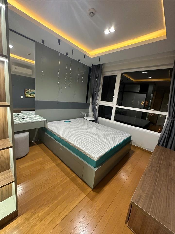 Cần bán căn hộ 74m2  2pn sky center phổ quang (tầng 16)
