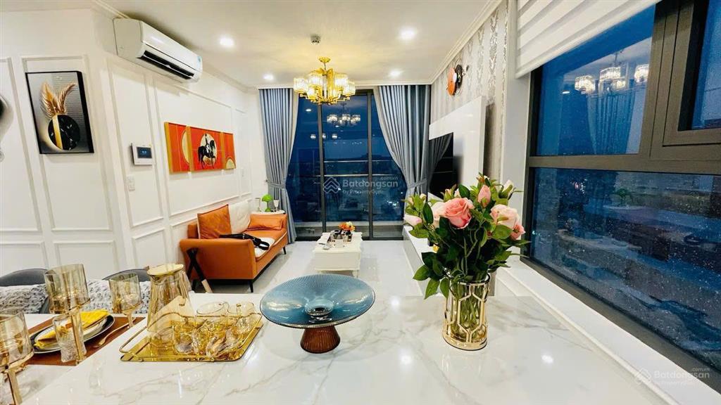 Chính chủ cho thuê 2pn 69m² full nt thiết kế view sông mát