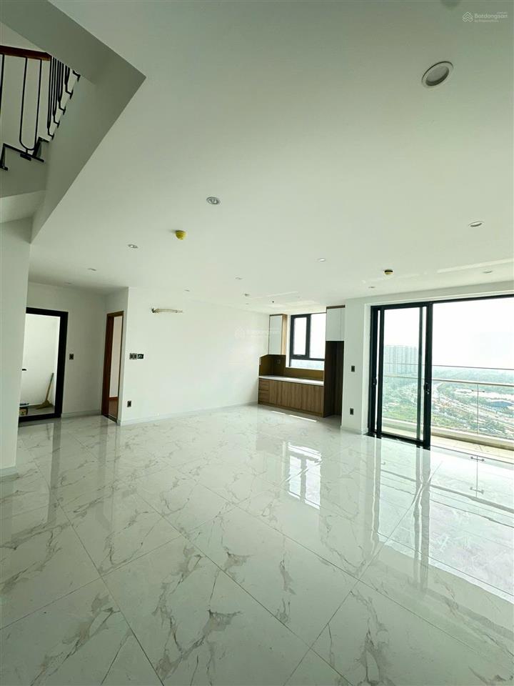 Chủ thân gửi bán cặp penthouse siêu xịn sẵn hợp đồng thuê