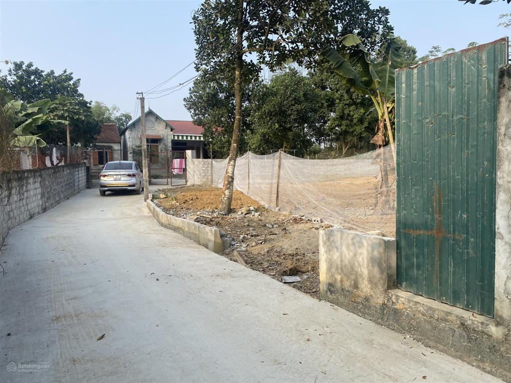 A298 chính chủ gửi bán gấp lô đất view hồ phú cát hòa lạc | đất nền hòa lạc