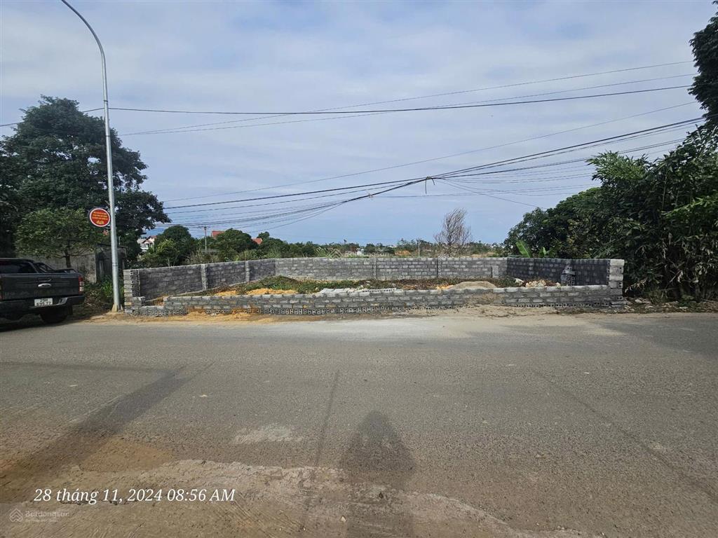 K70 bán lô đất trục chính kinh doanh trung tâm phú cát, hòa lạc 70m2 giá 2.3 tỷ