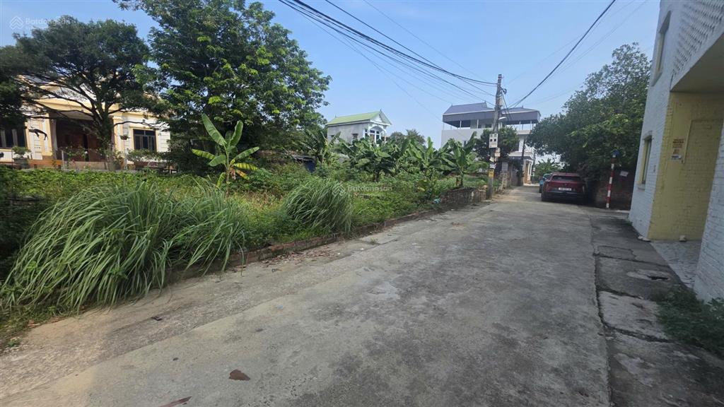Hm. bán đất nền tân xã 152,2m2, 2 mặt đường, mặt tiền gần 10m