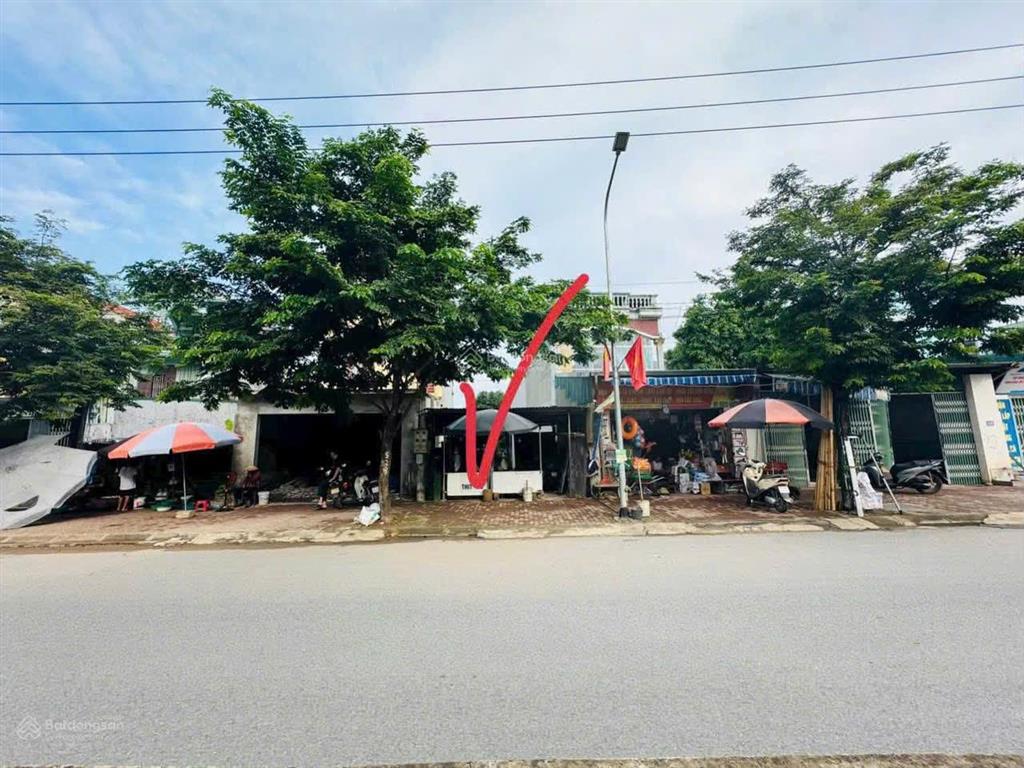 Hn, mặt đường đt420 vị trí kinh doanh đẹp tại hạ bằng  hòa lạc
