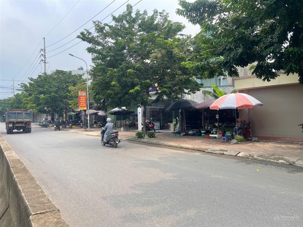 Hn, mặt đường đt420 vị trí kinh doanh đẹp tại hạ bằng  hòa lạc