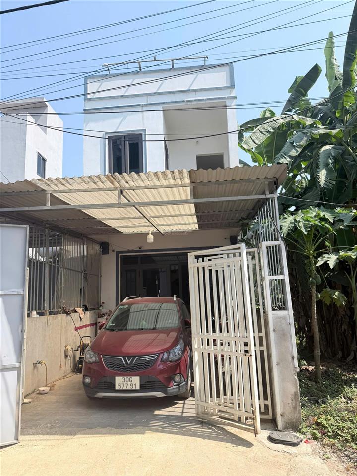 Hm. bán đất tặng nhà 2 tầng  sát đại lộ, gần đhqg hà nội  chỉ 4,5 tỷ!