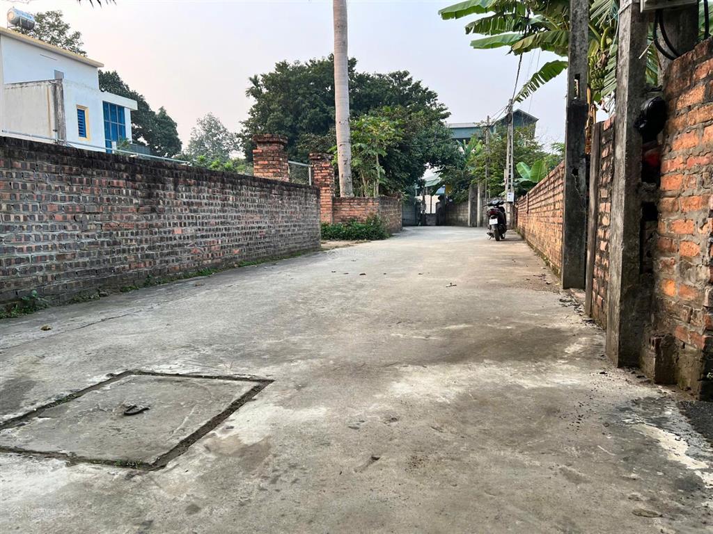 Hm. đất gần fpt, học viện tài chính 250m2 xây trọ, giữ tài sản đều tiềm năng