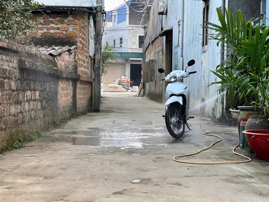 Hm. đất gần fpt, học viện tài chính 250m2 xây trọ, giữ tài sản đều tiềm năng
