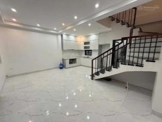 Bán nhà dân xây 3 thoáng chỉ 4 tỷ8 42m² cách 3 nhà ra ô tô 24/24. gần phố xốm đại học đại nam,