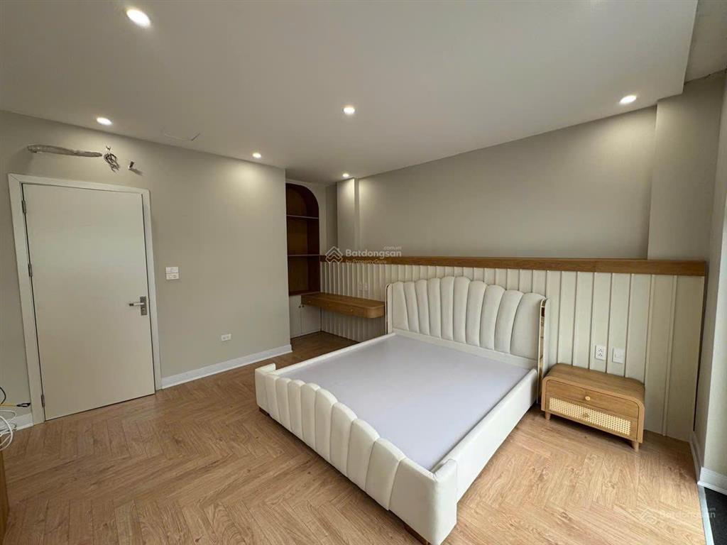 Bán gấp căn góc dân xây 3 thoáng 57.2m² 5t chỉ 9.2 tỷ. gần siêu thị melinh kđt văn phú  ô tô
