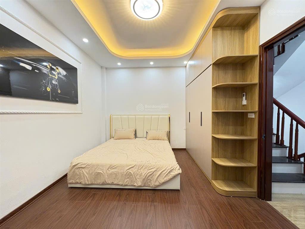 Bán nhà hà đông gần phố bà triệu, 34m2 5 tầng  giá chỉ 7.56tỷ nội thất đẹp, thoáng sáng, trung tâm