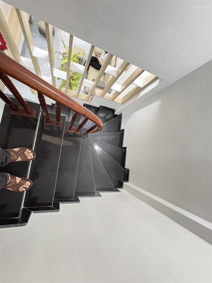 Chỉ 4 tỷ 85  30m2cách 1 nhà ra ô tô tránh, ngay ubnd phú lương, trường đại học đại nam, điện lực