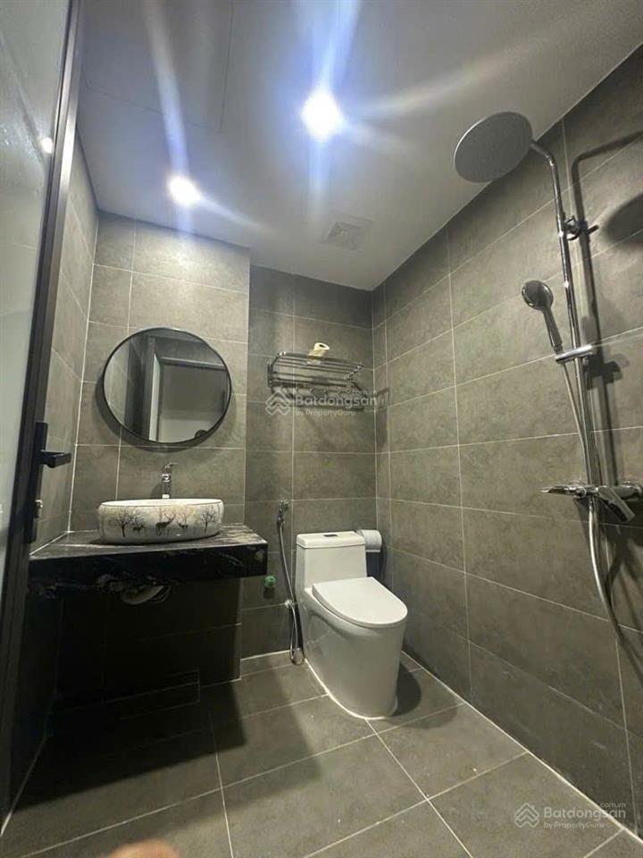 Bán nhà gần phố xốm  30m2 4 tầng  chỉ 3 tỷ 8  gần đại học đại nam  ở ngay  ô tô cách 2 nhà