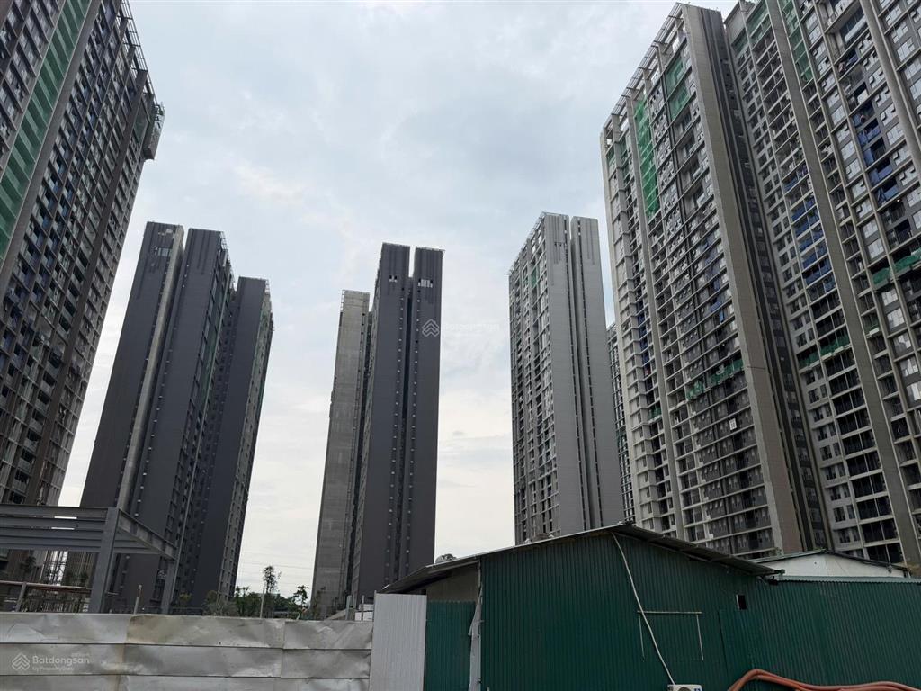 Bán 54m toà e1 giá 4.75 tỷ bao phí chênh 250tr