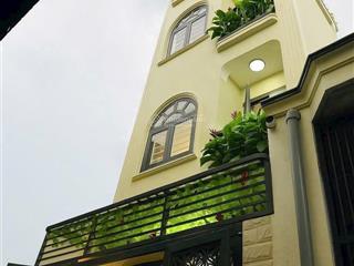 Chính chủ cần bán nhà đẹp, giá rẻ, khu dân cư an ninh, gần đường trường chinh, q.tân bình