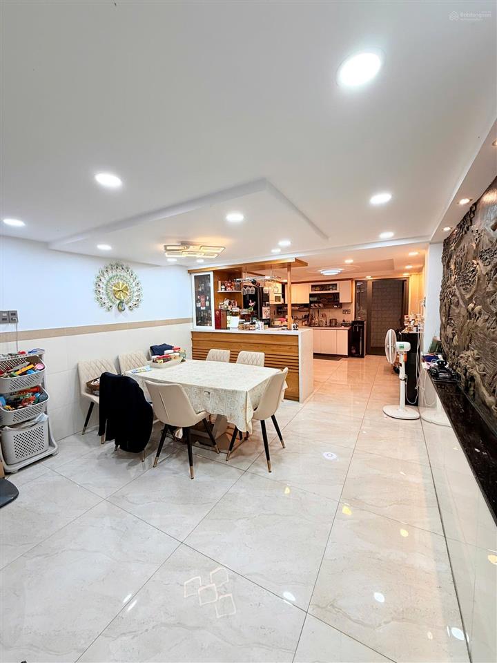 Chính chủ cần bán nhà đẹp, giá rẻ, khu dân cư an ninh, gần đường trường chinh, q.tân bình