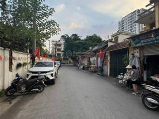 Nhà ngọc lâm, dt 500 m2, mt 15 mét giá 60 tỷ chủ chỉ lộc và ai nhanh thì còn