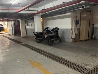 Bán nhà mặt phố diện tích 500 m2, mt 15 mét, giá 752 tỷ